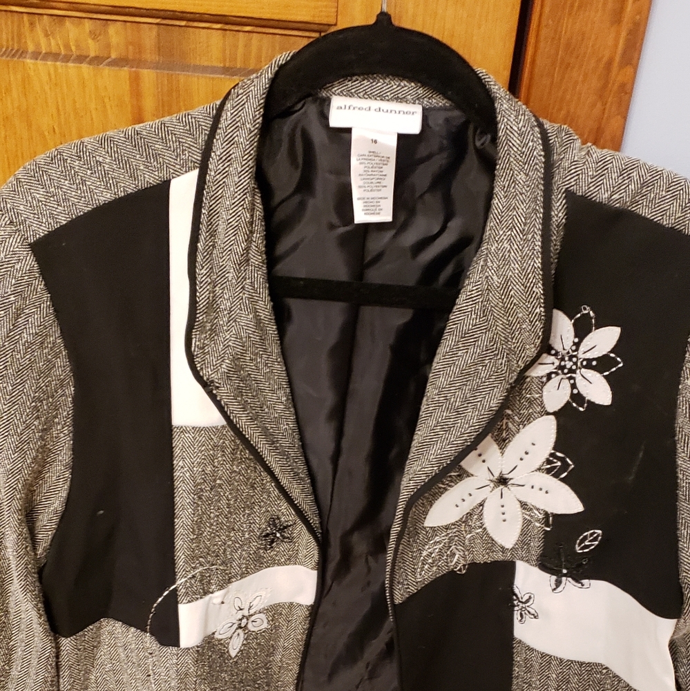 Alfred Dunner jacket size 16
